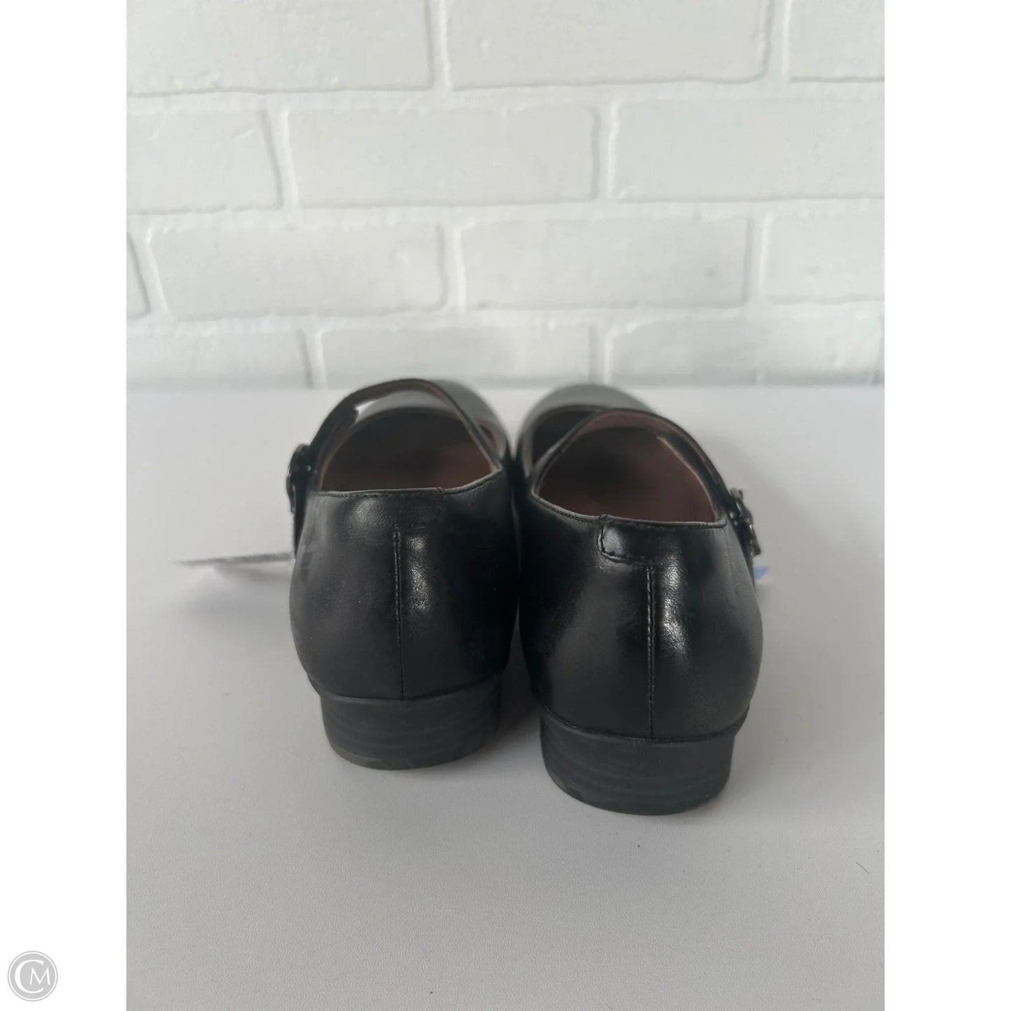 Shoes Flats By Dansko In Black, Size: 7.5