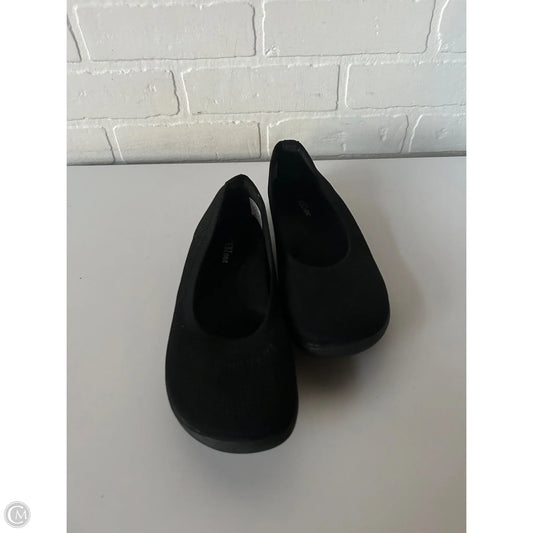 Shoes Flats By Clothes Mentor In Black, Size: 7