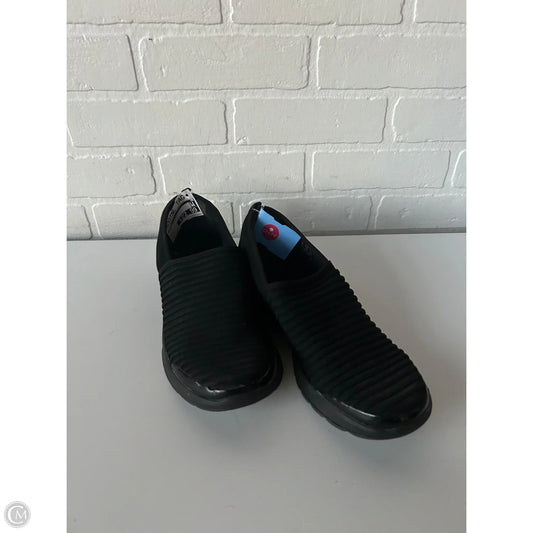 Shoes Sneakers By Bzees In Black, Size: 8