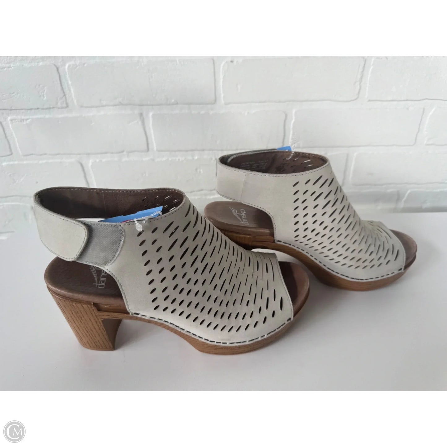 Sandals Heels Block By Dansko In Tan, Size: 6.5