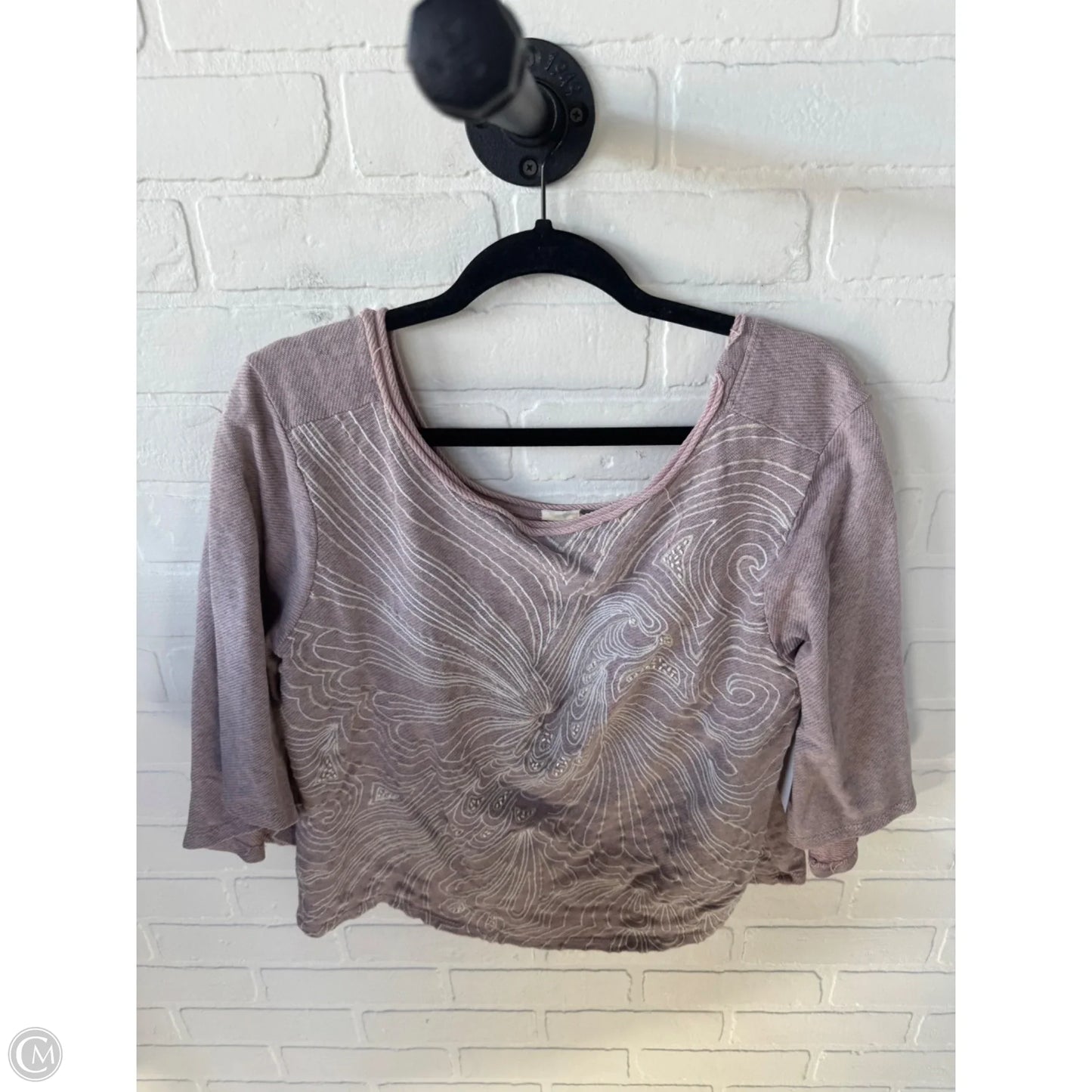 Top 3/4 Sleeve By Akemi And Kin In Grey & Pink, Size: M