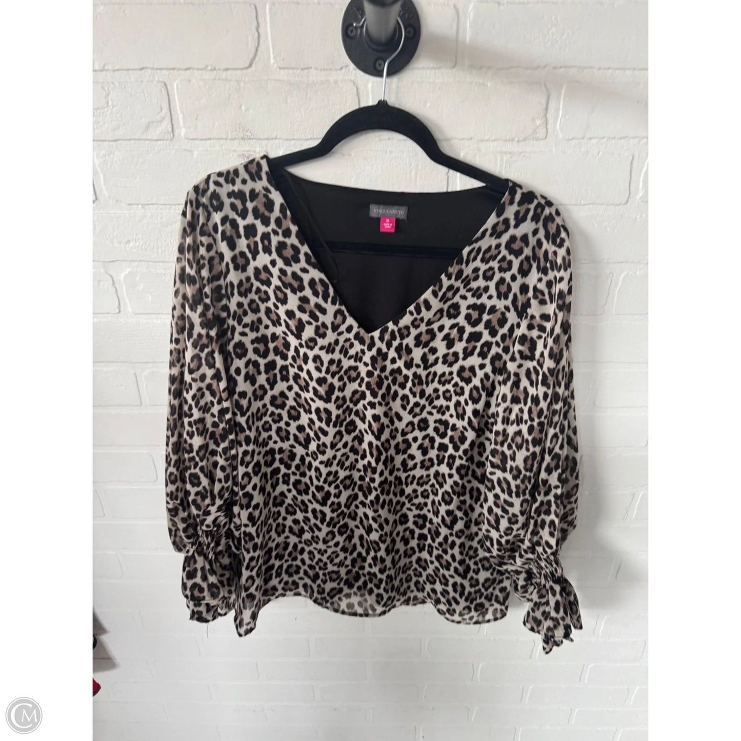 Top Long Sleeve By Vince Camuto In Animal Print, Size: Xl
