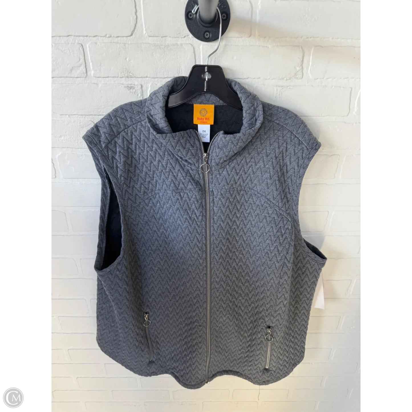 Vest Puffer & Quilted By Ruby Rd In Grey, Size: 2x