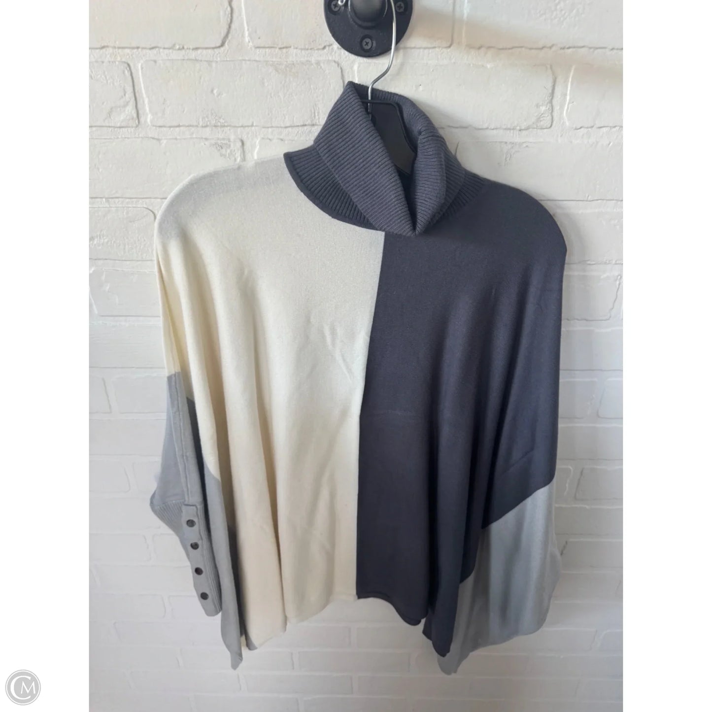 Sweater By Alfani In Grey & White, Size: M