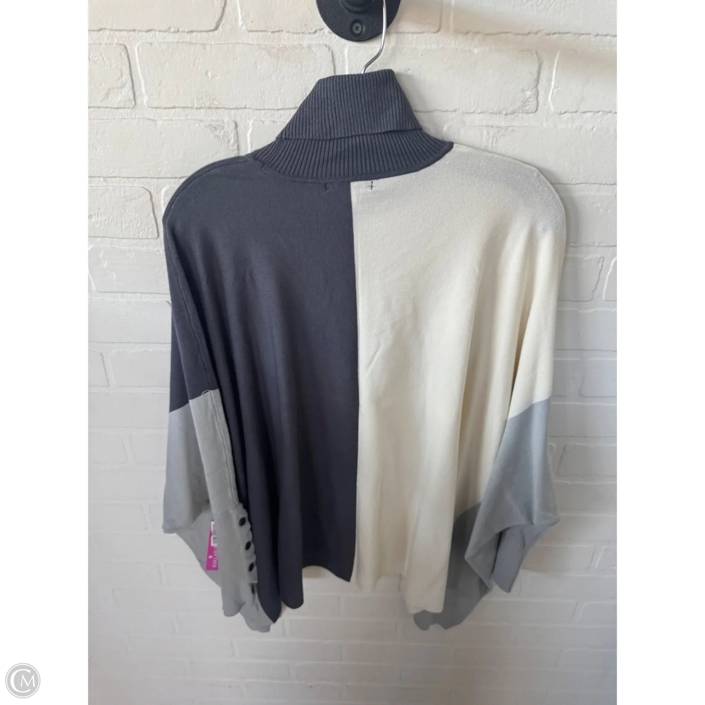 Sweater By Alfani In Grey & White, Size: M