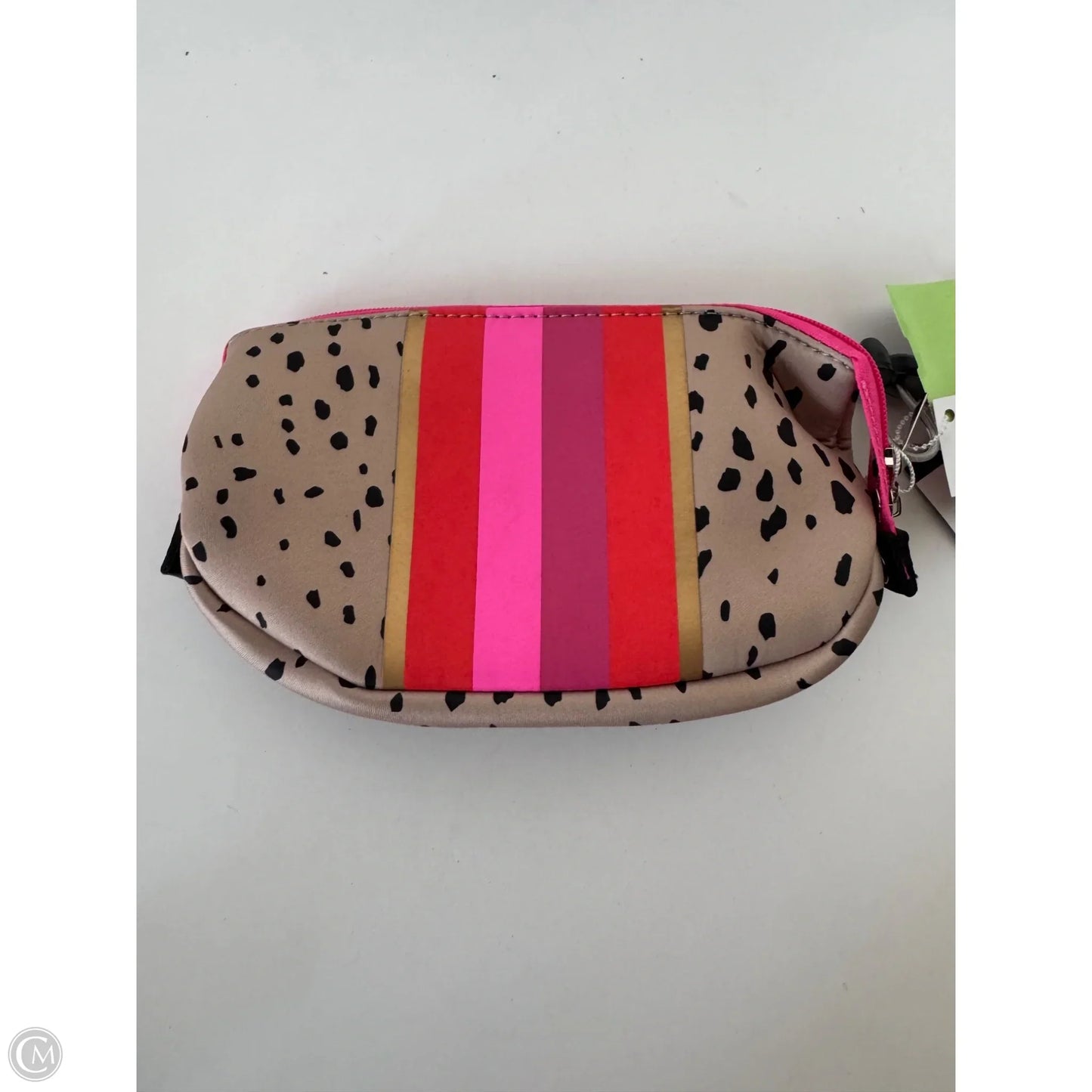 Makeup Bag By Clothes Mentor, Size: Medium