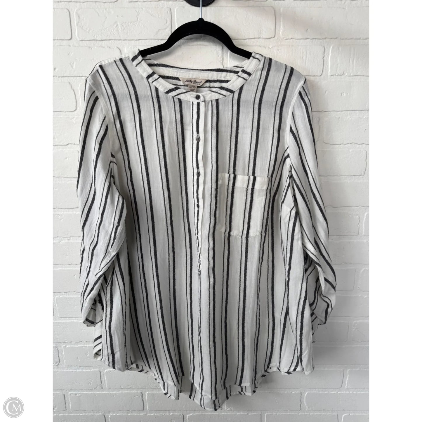 Top Long Sleeve By Lucky Brand In Grey & White, Size: 1x