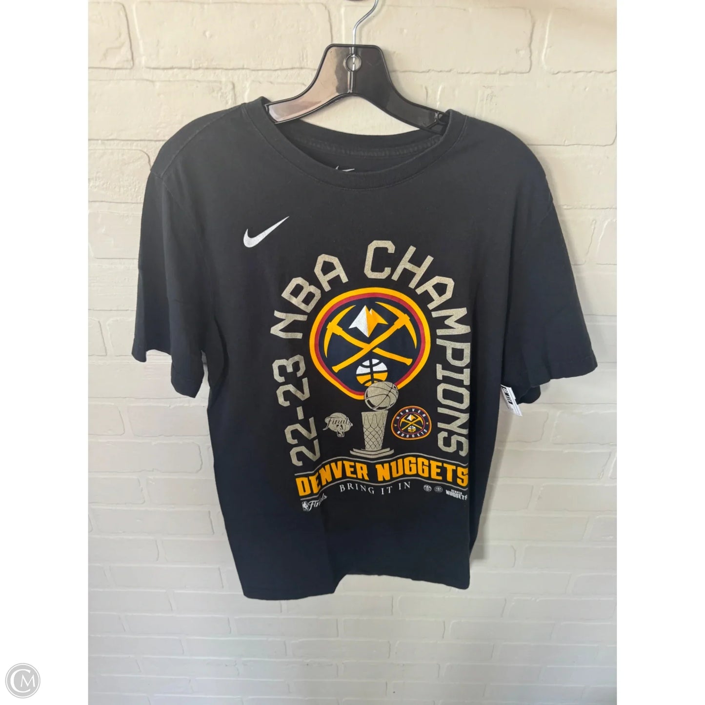Top Short Sleeve Basic By Nike In Black & Yellow, Size: M
