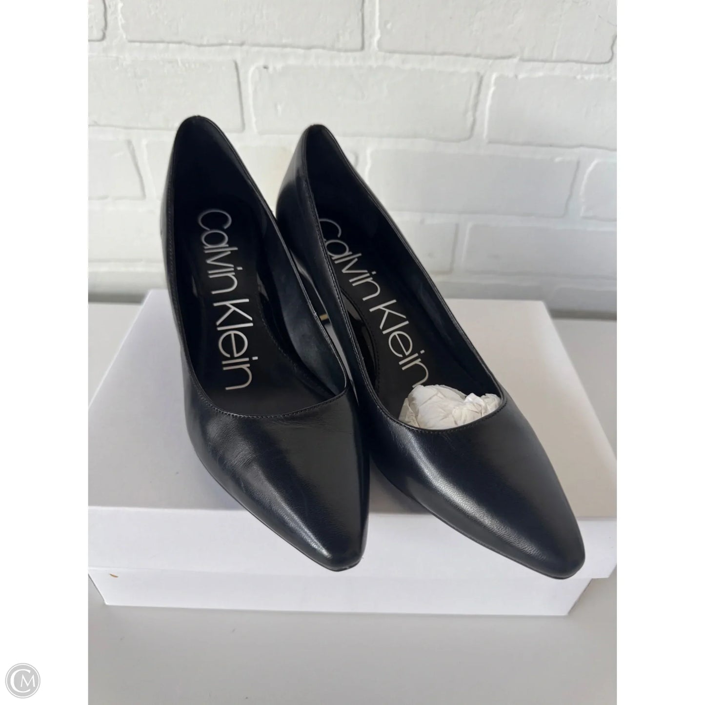 Shoes Heels Block By Calvin Klein In Black & Gold, Size: 6