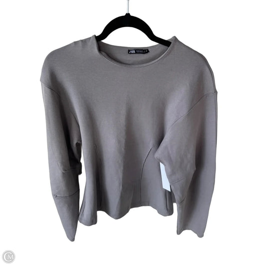 Top Long Sleeve By Zara In Grey, Size: M