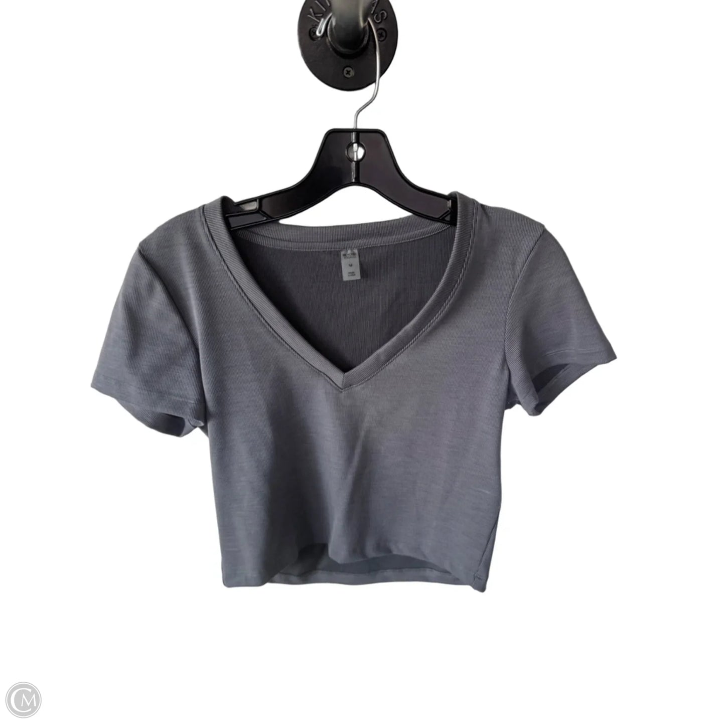 Athletic Top Short Sleeve By Beyond Yoga In Grey, Size: M