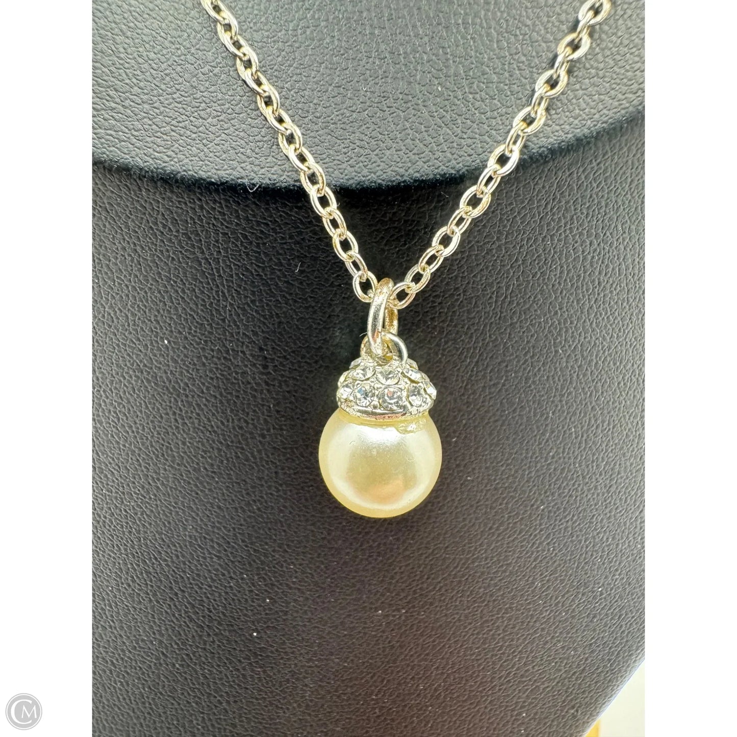 Necklace Charm By Clothes Mentor