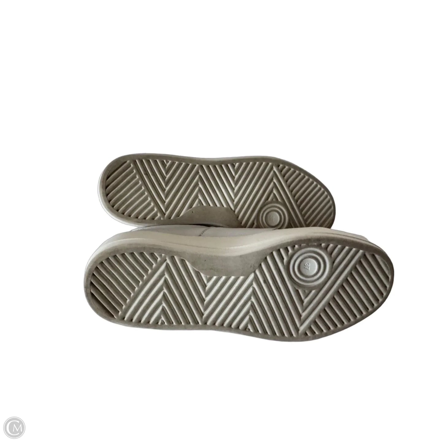 Shoes Sneakers By Cmc In White, Size: 6.5