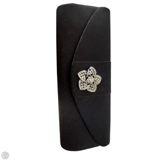 Clutch By Clothes Mentor, Size: Medium