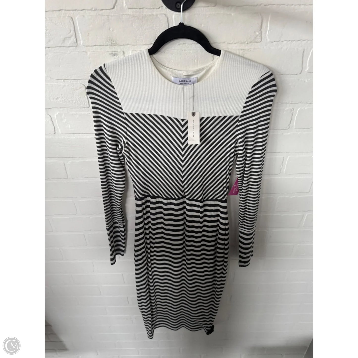 Dress Casual Midi By Bailey 44 In Grey & White, Size: S