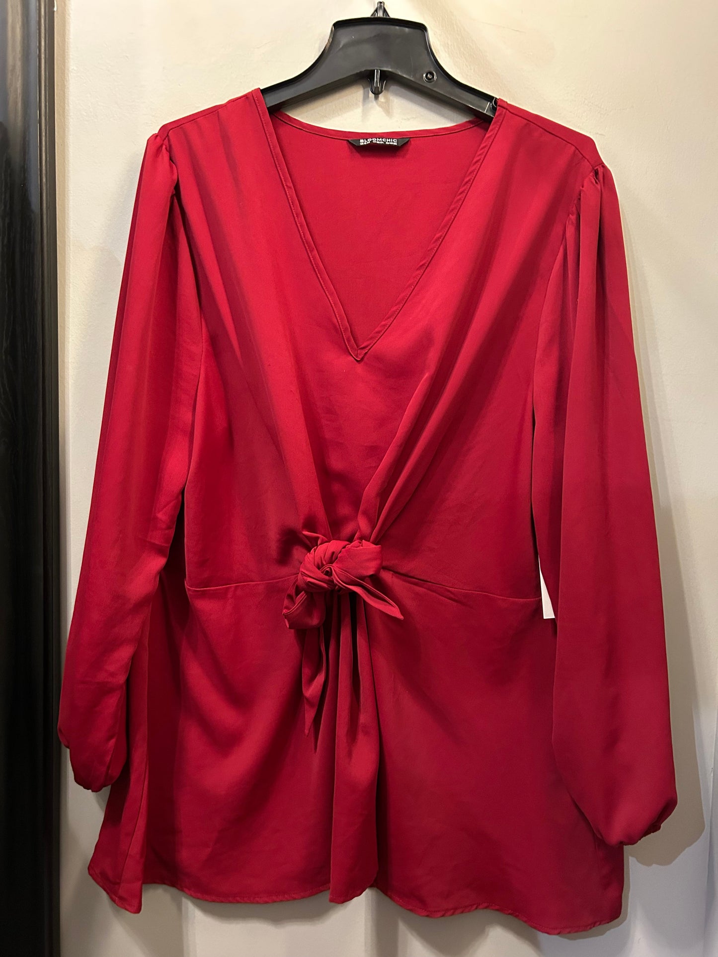 Top Long Sleeve By bloomchic In Red, Size: 1x