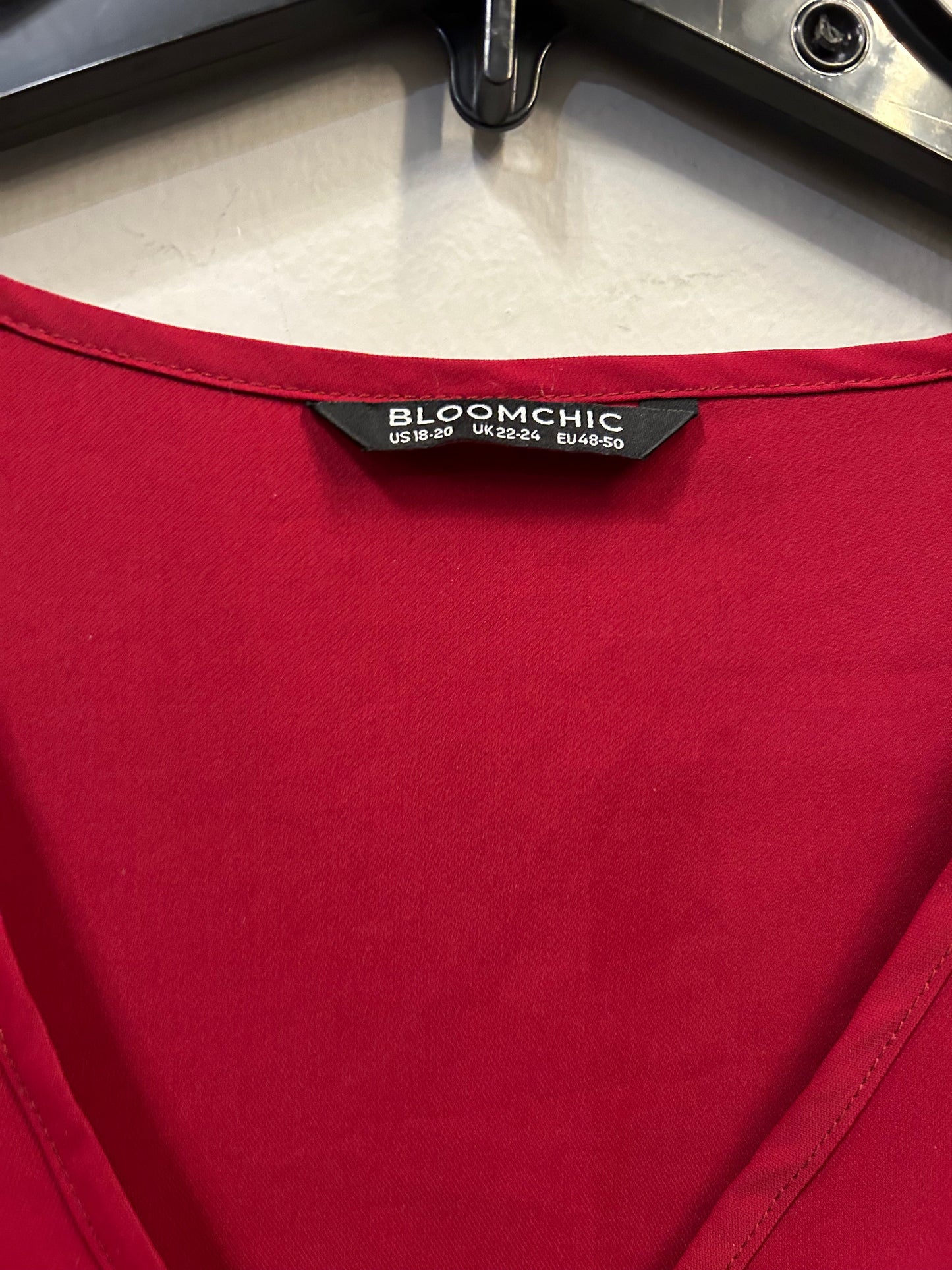 Top Long Sleeve By bloomchic In Red, Size: 1x