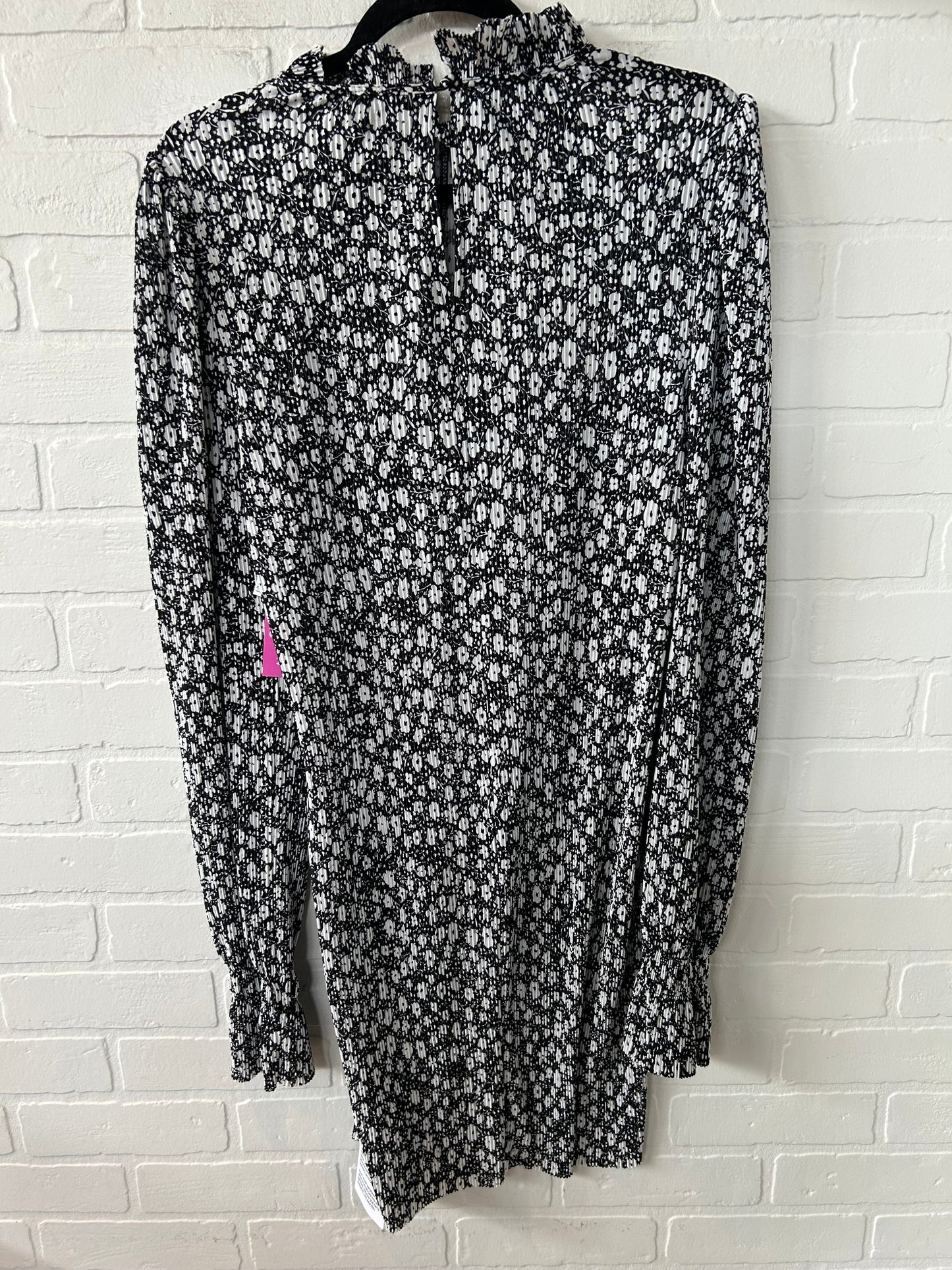 Dress Casual Short By Asos  Size: S