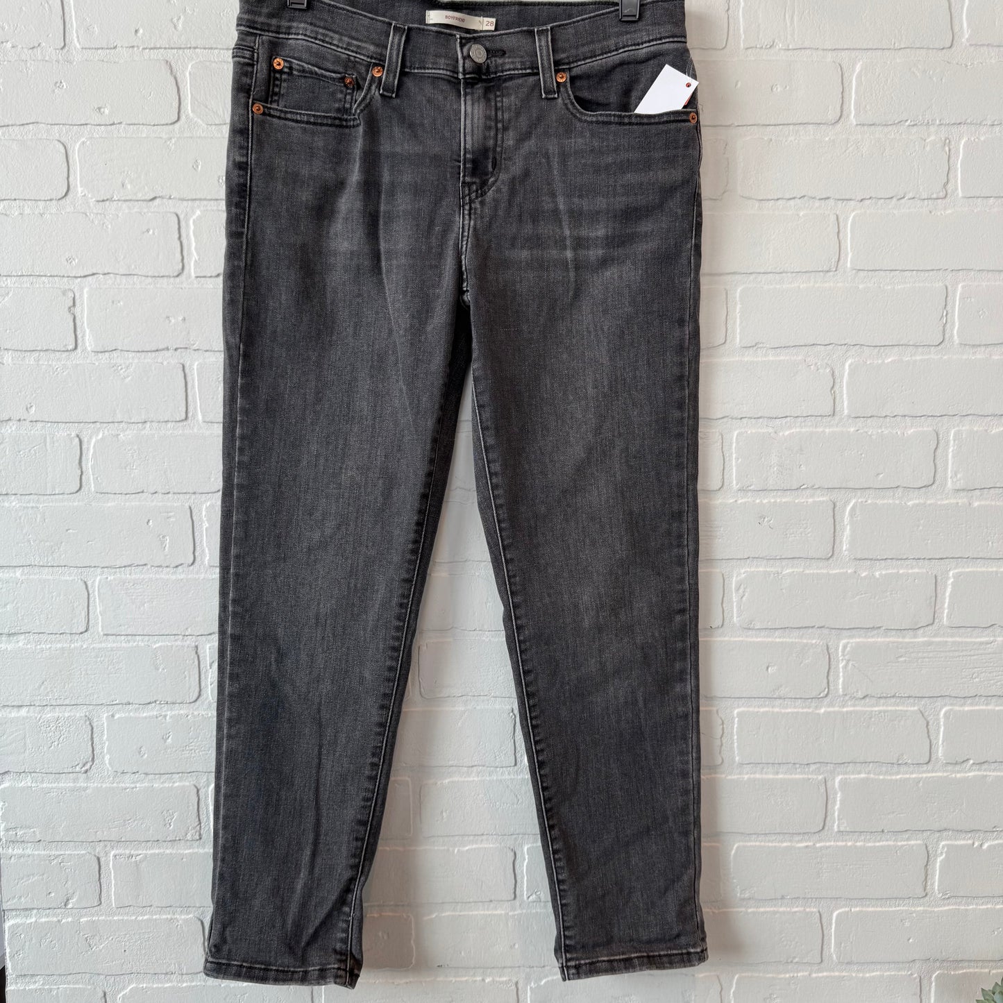 Jeans Boyfriend By Levis In Black Denim, Size: 6