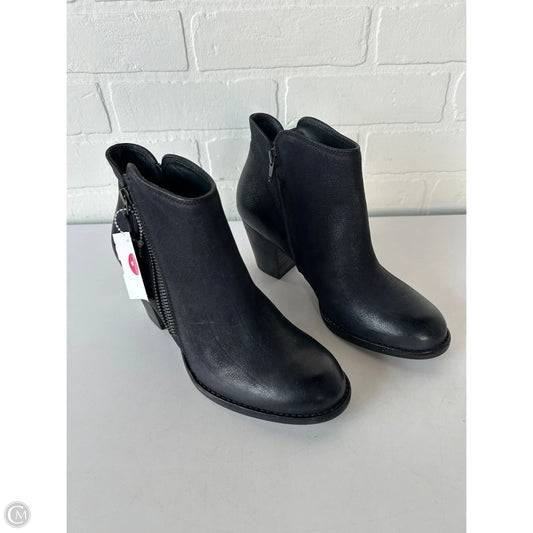 Boots Ankle Heels By Paul Green In Black, Size: 6