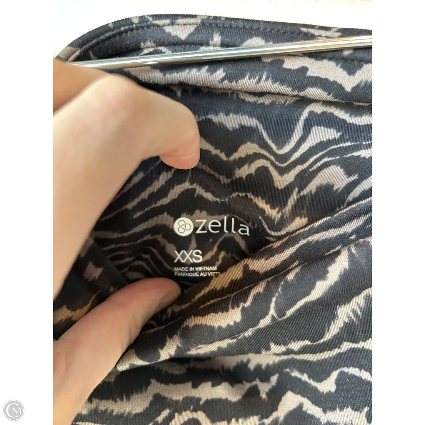 Athletic Leggings By Zella In Black & Tan, Size: 0