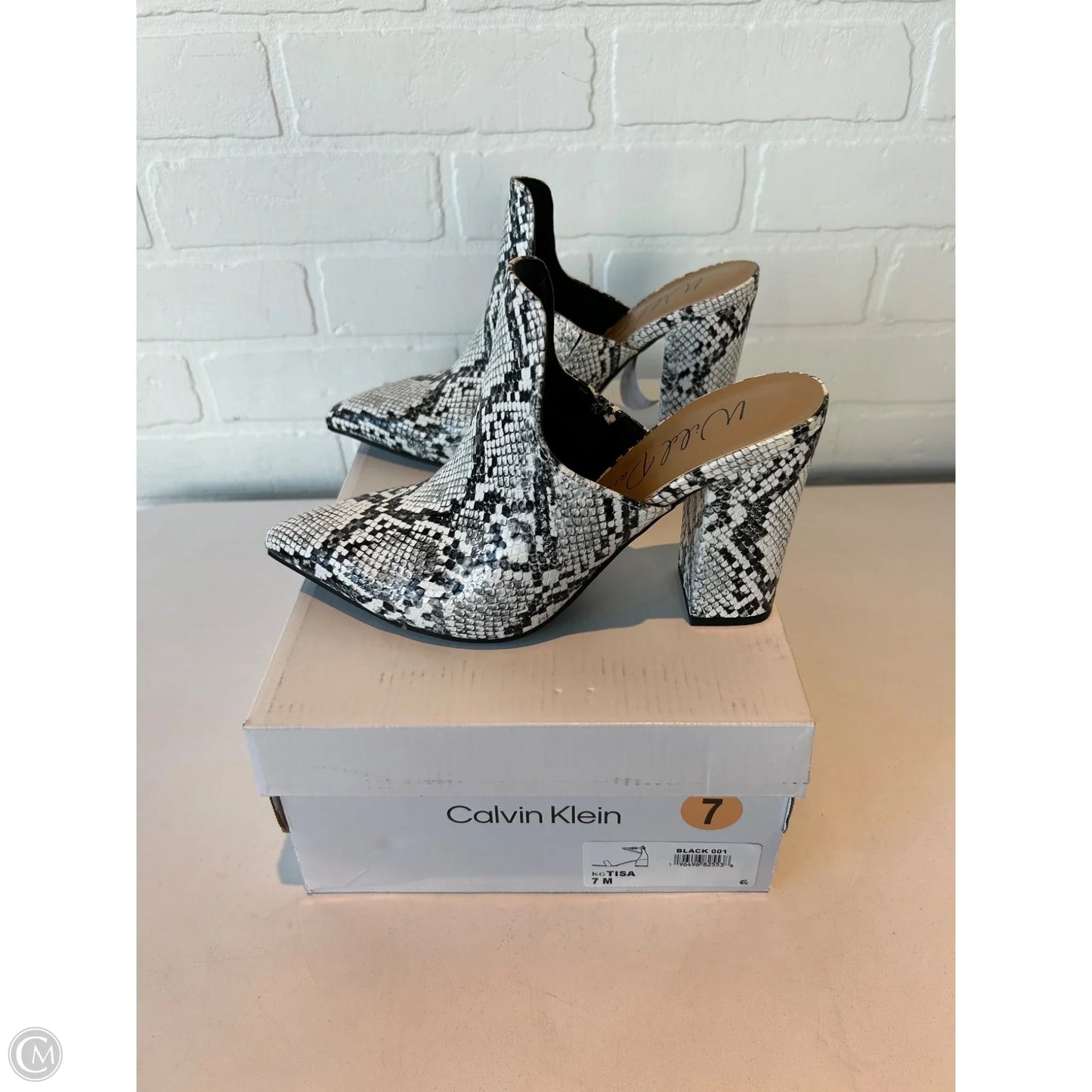 Shoes Heels Block By wild pair In Black & White, Size: 7
