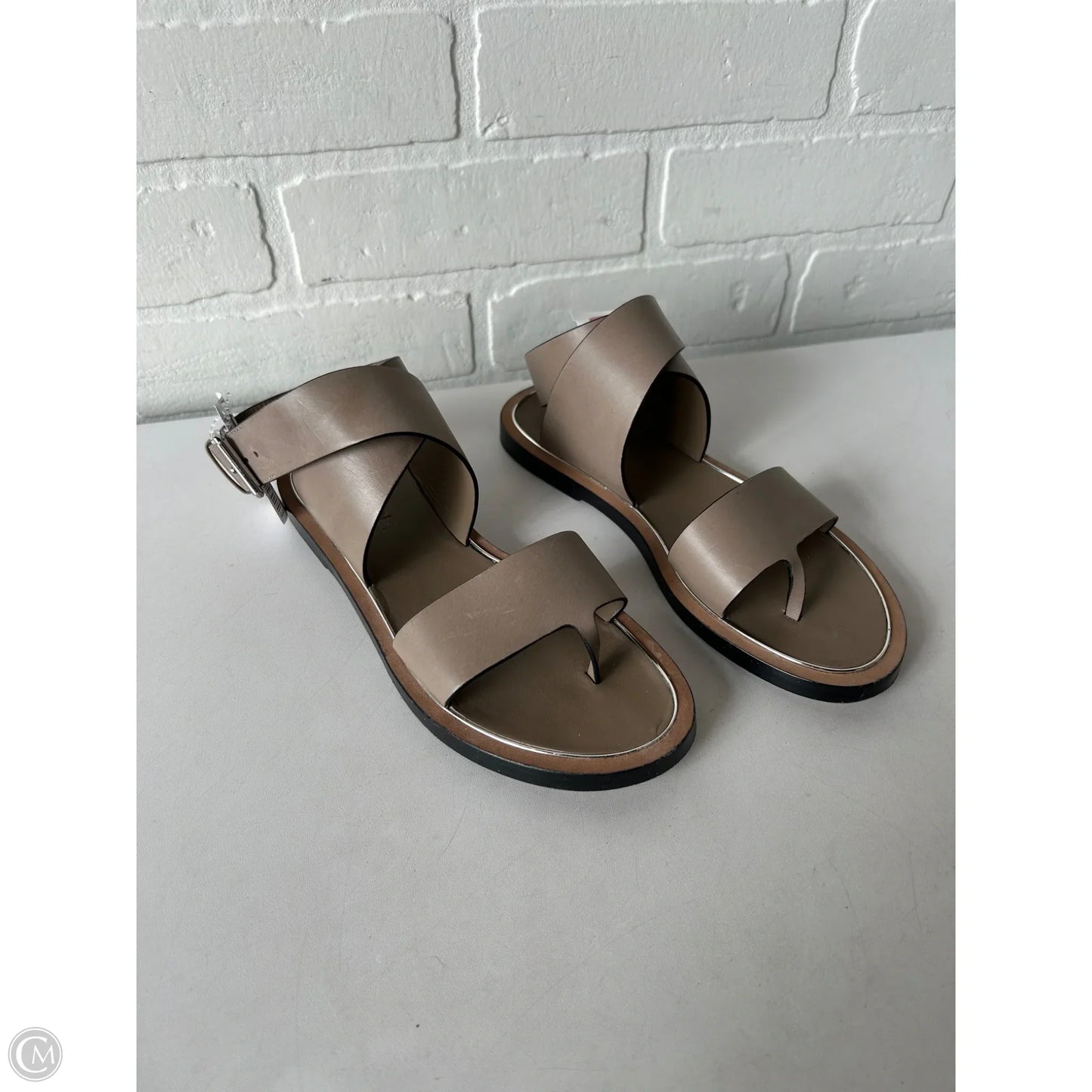 Sandals Flats By Vince In Brown, Size: 5