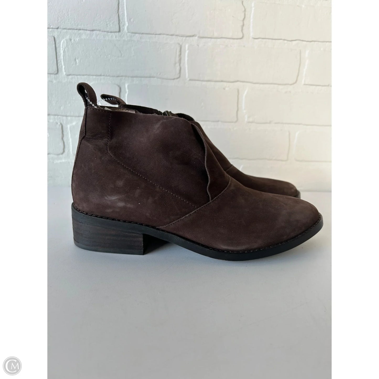 Boots Ankle Flats By Eileen Fisher In Brown, Size: 8