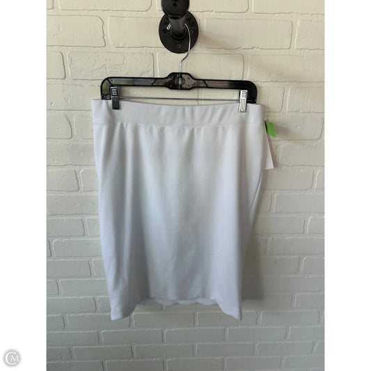 Skirt Midi By Elle In White, Size: 8