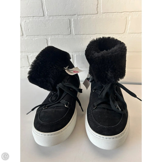Boots Ankle Flats By Aquatalia In Black, Size: 9