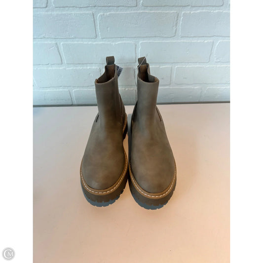 Boots Ankle Flats By Dolce Vita In Tan, Size: 6