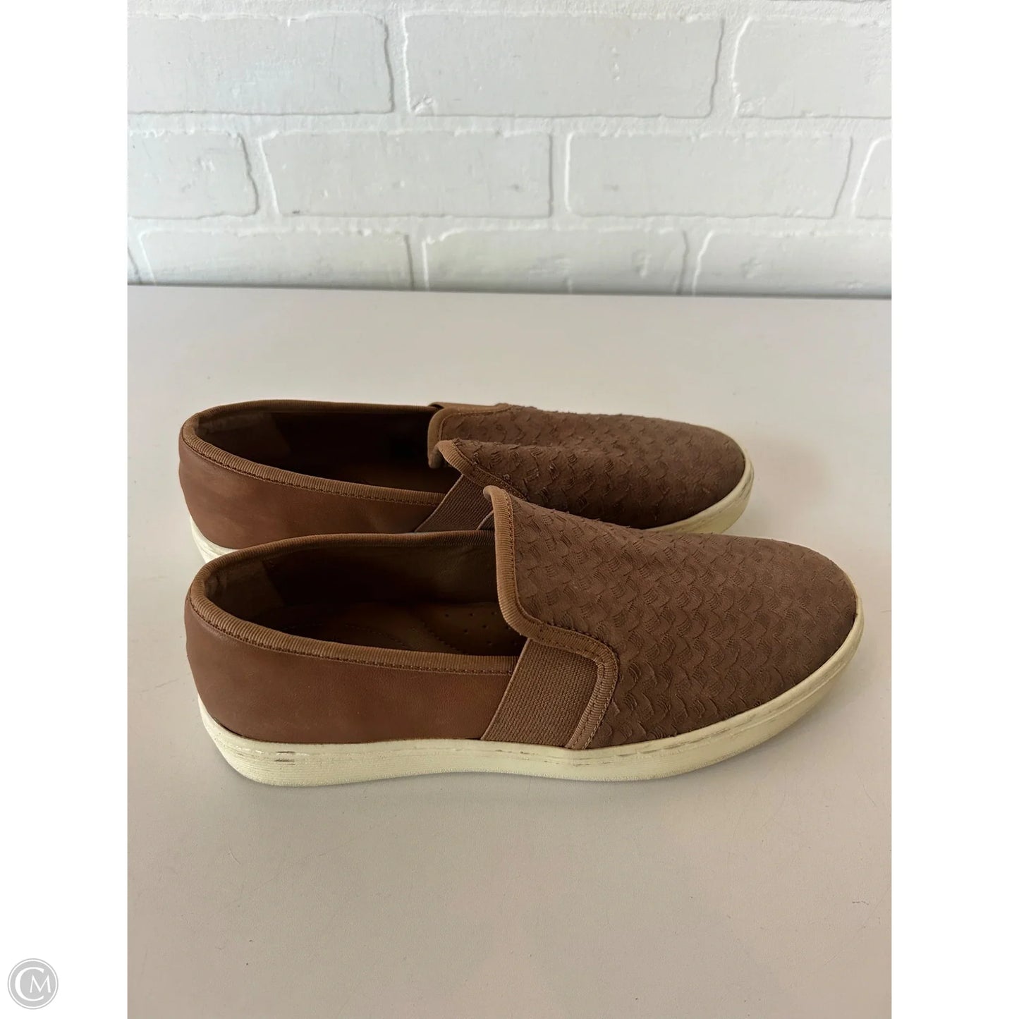 Shoes Flats By Sofft In Brown, Size: 8.5