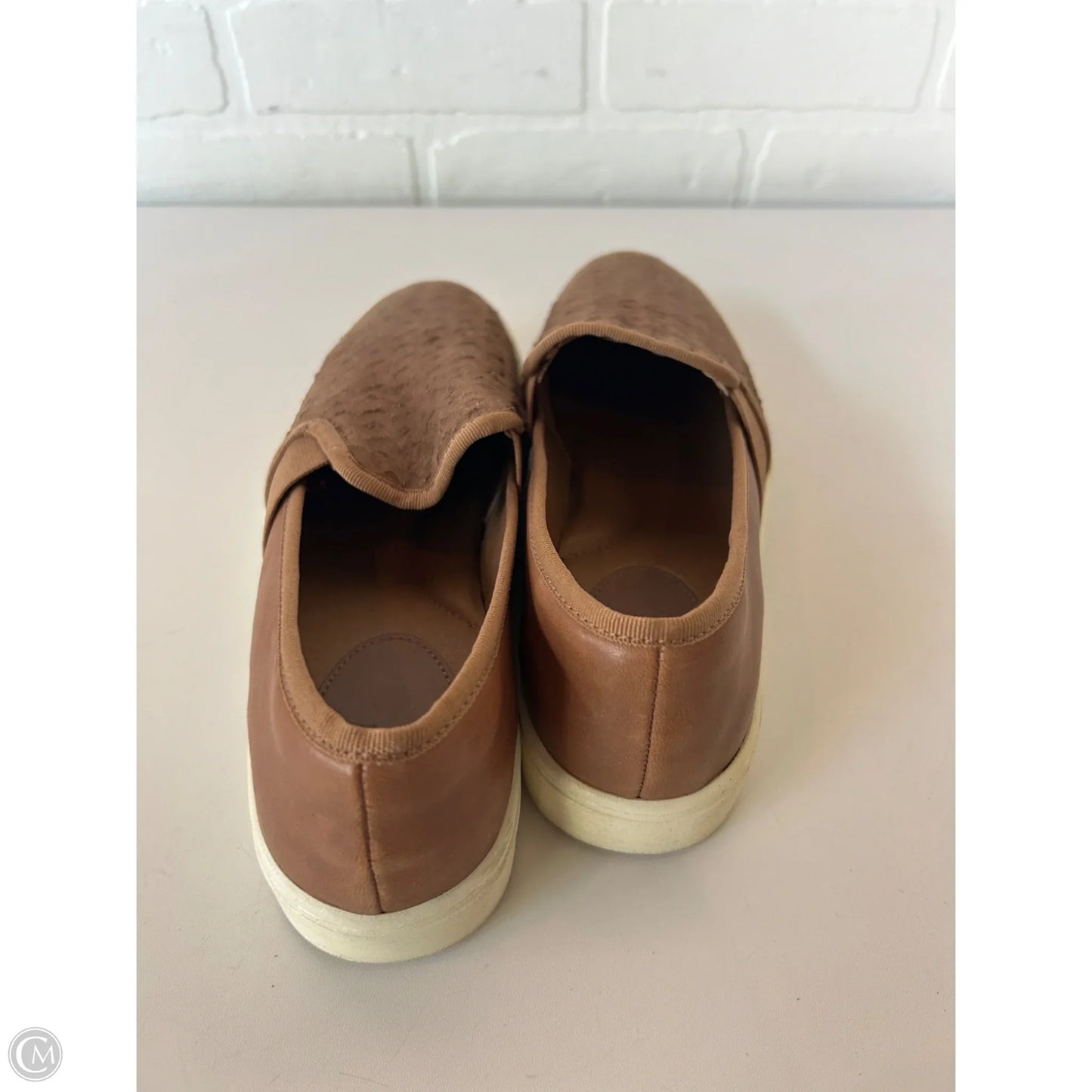 Shoes Flats By Sofft In Brown, Size: 8.5