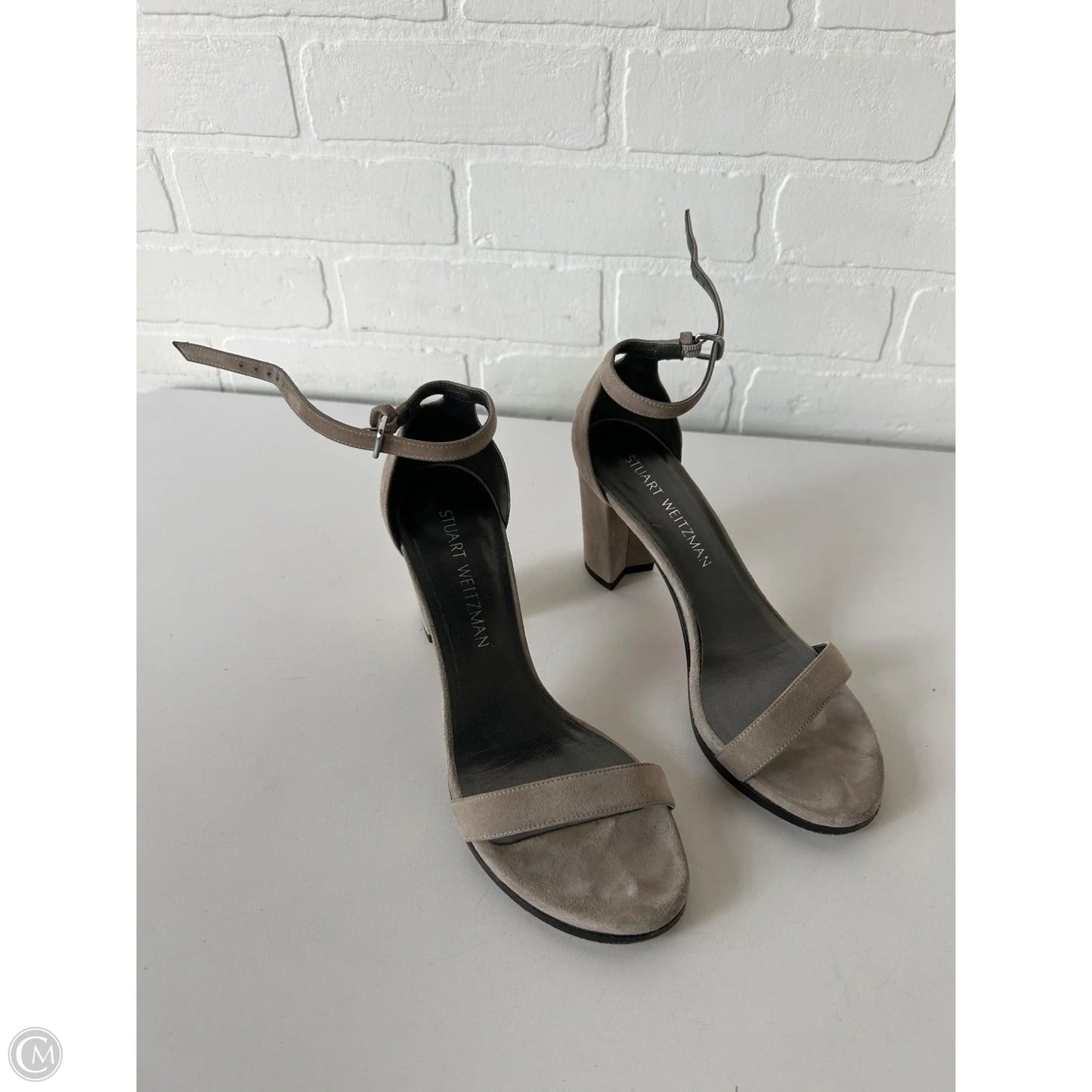 Sandals Designer By Stuart Weitzman In Tan, Size: 6.5