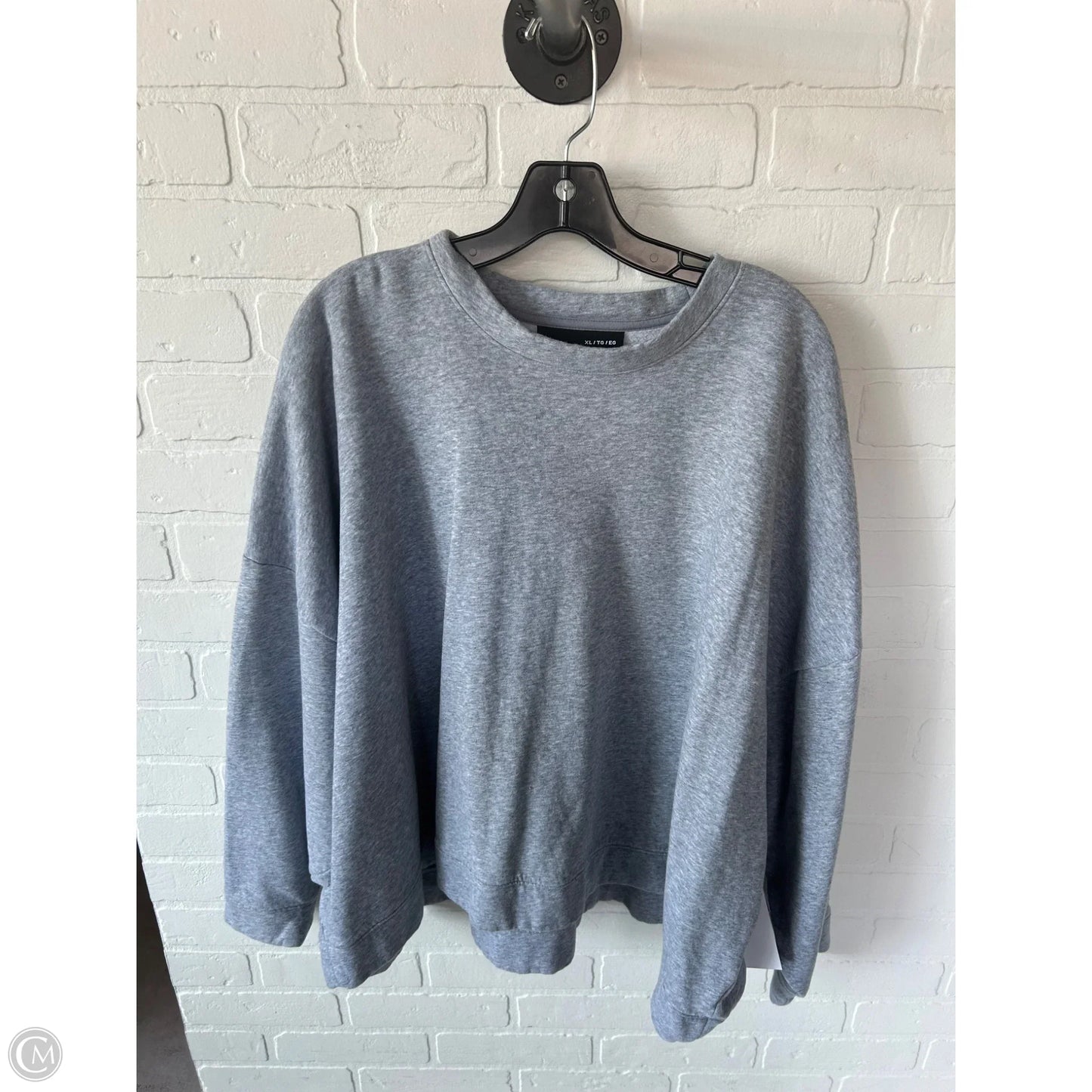 Athletic Sweatshirt Crewneck By Under Armour In Grey, Size: Xl