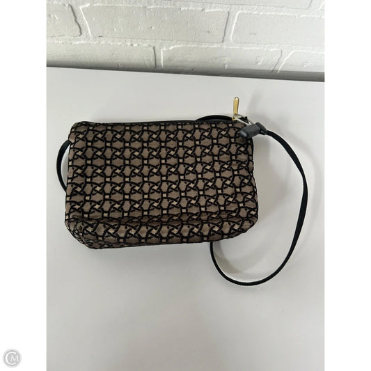 Crossbody By Clothes Mentor, Size: Medium