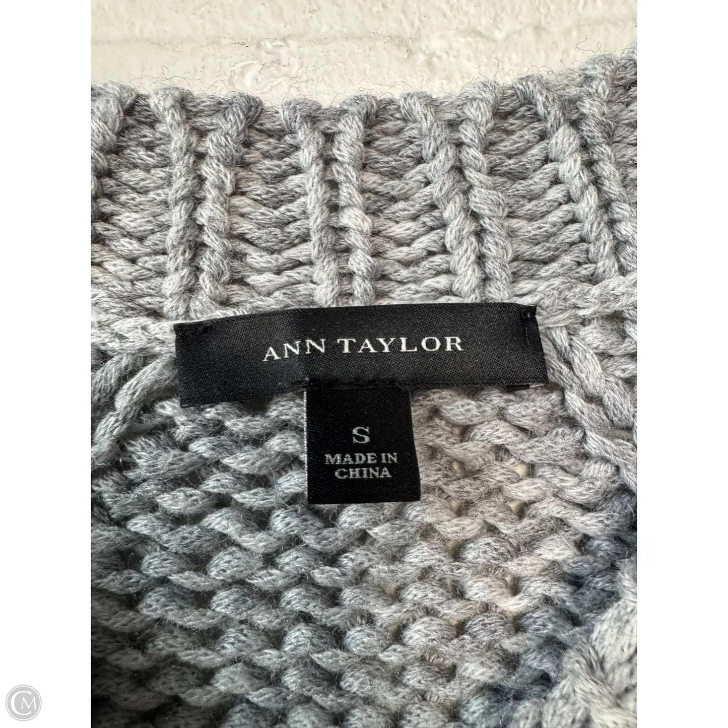 Sweater By Ann Taylor In Grey, Size: S