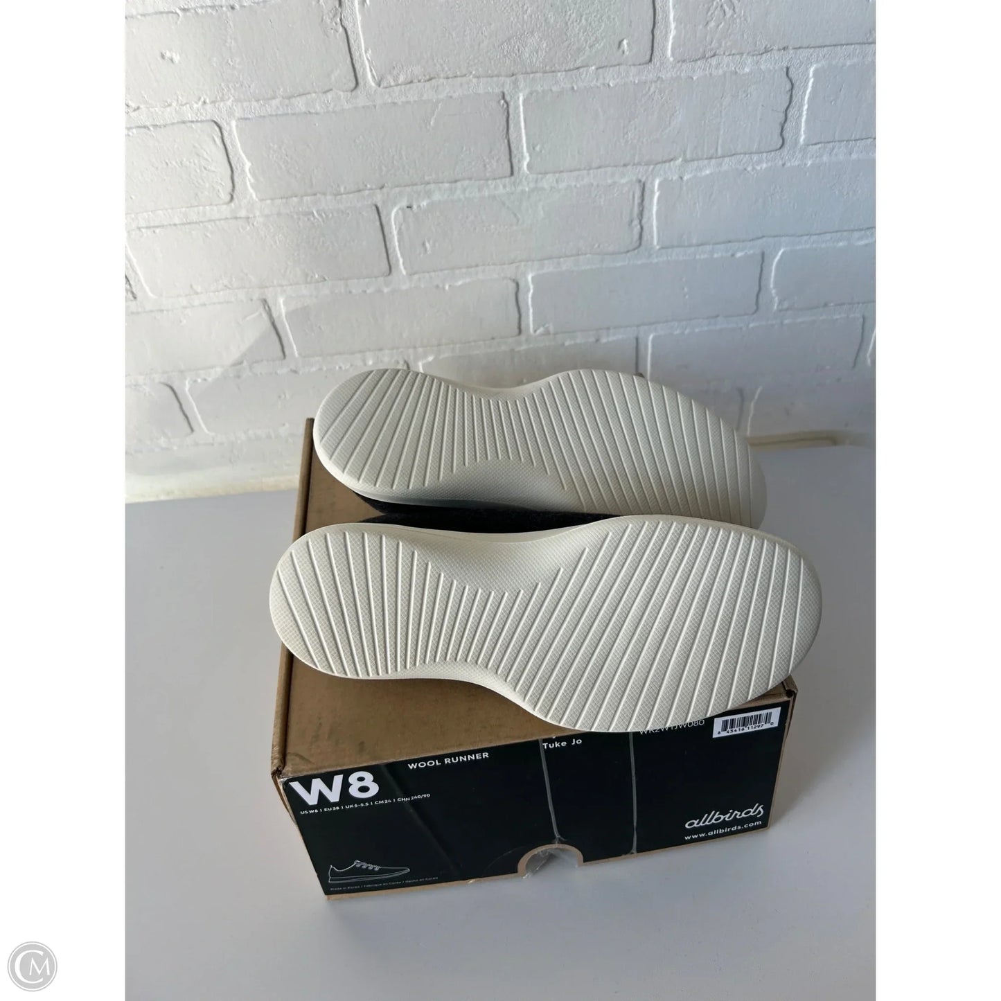 Shoes Sneakers By Allbirds In Grey, Size: 8