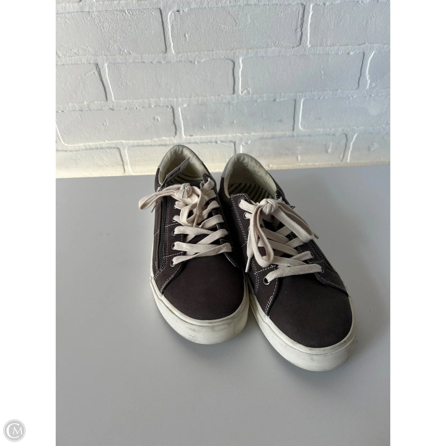 Shoes Sneakers By Taos In Brown, Size: 10