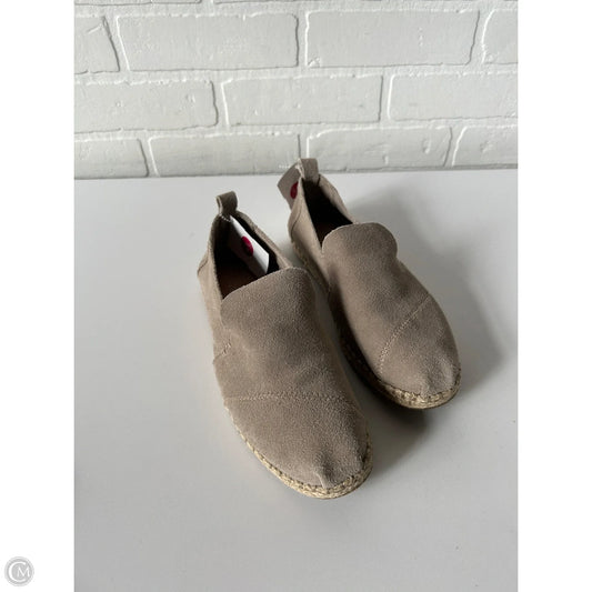 Shoes Flats By Toms In Tan, Size: 6.5