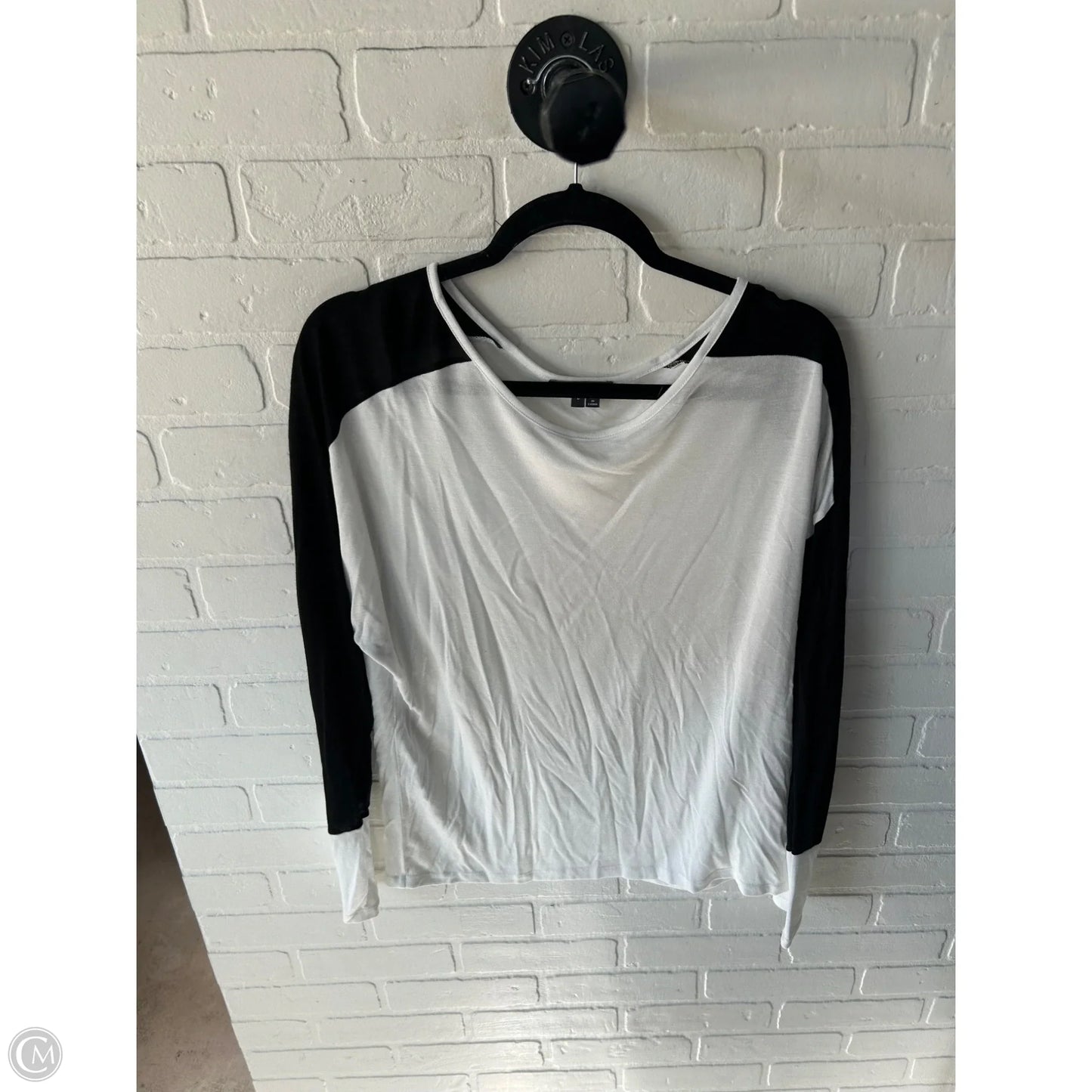 Top Long Sleeve Basic By Vince In Black & White, Size: L