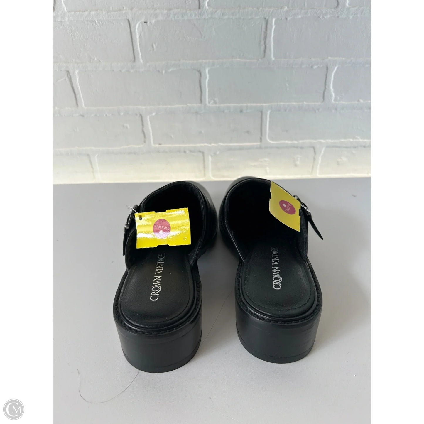 Shoes Flats By Crown Vintage In Black, Size: 8.5