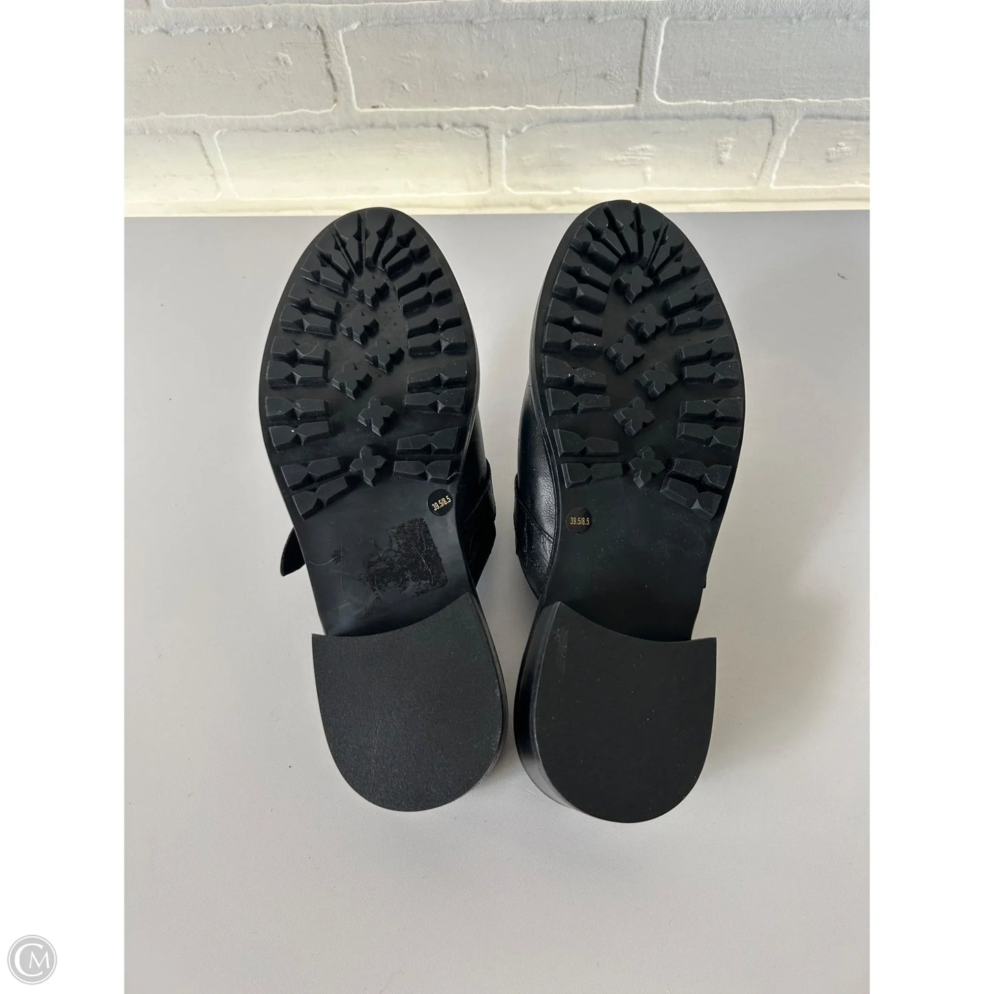 Shoes Flats By Crown Vintage In Black, Size: 8.5