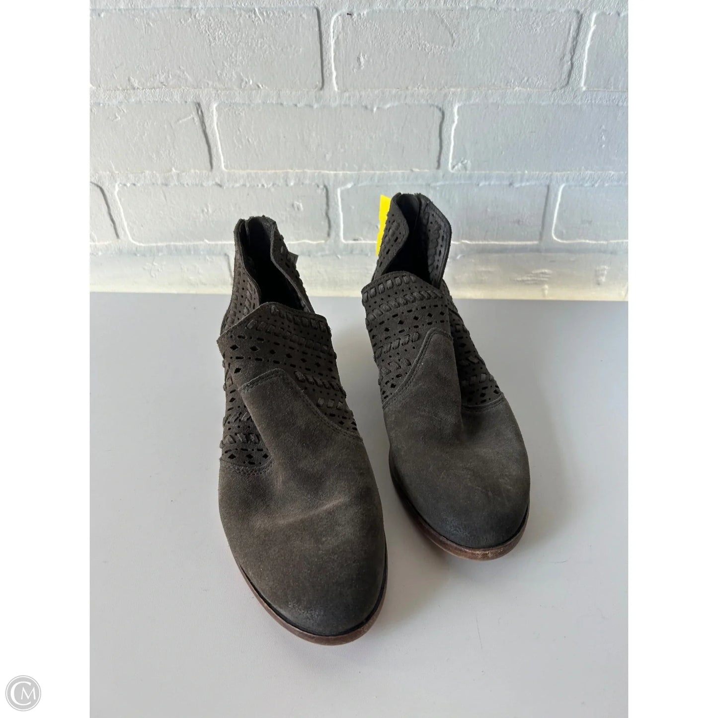 Boots Ankle Heels By Vince Camuto In Green, Size: 7.5