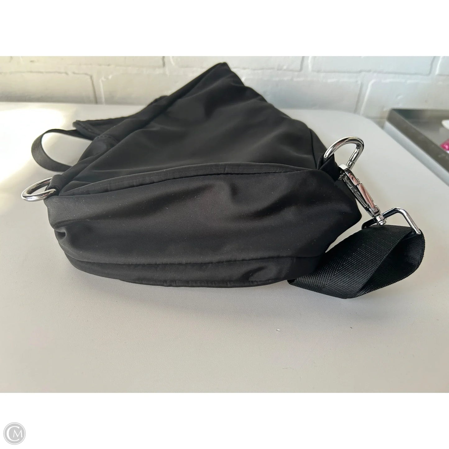 Crossbody By Clothes Mentor, Size: Small