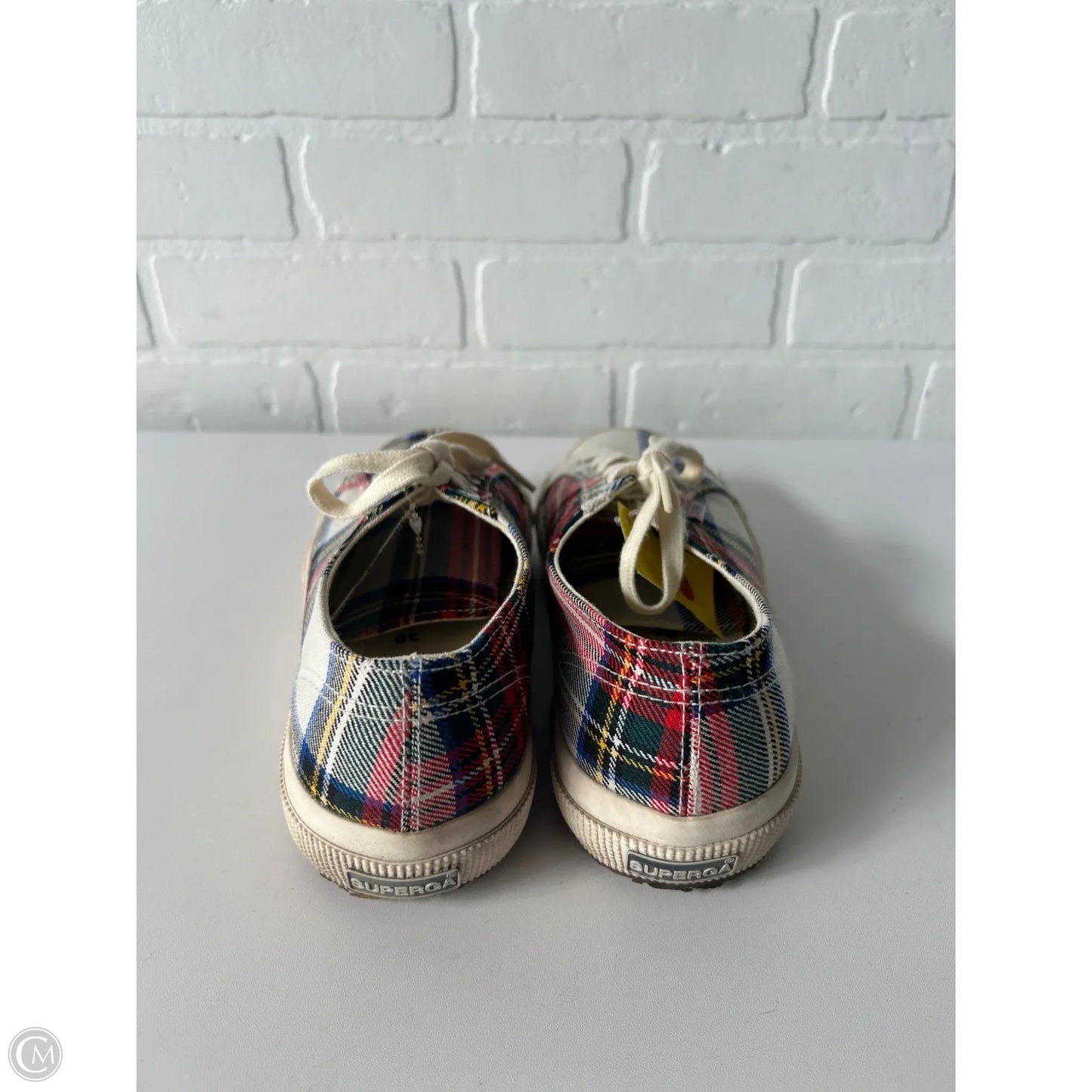 Shoes Sneakers By Superga In Cream & Red, Size: 8