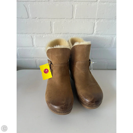 Boots Ankle Heels By Dansko In Brown, Size: 7.5
