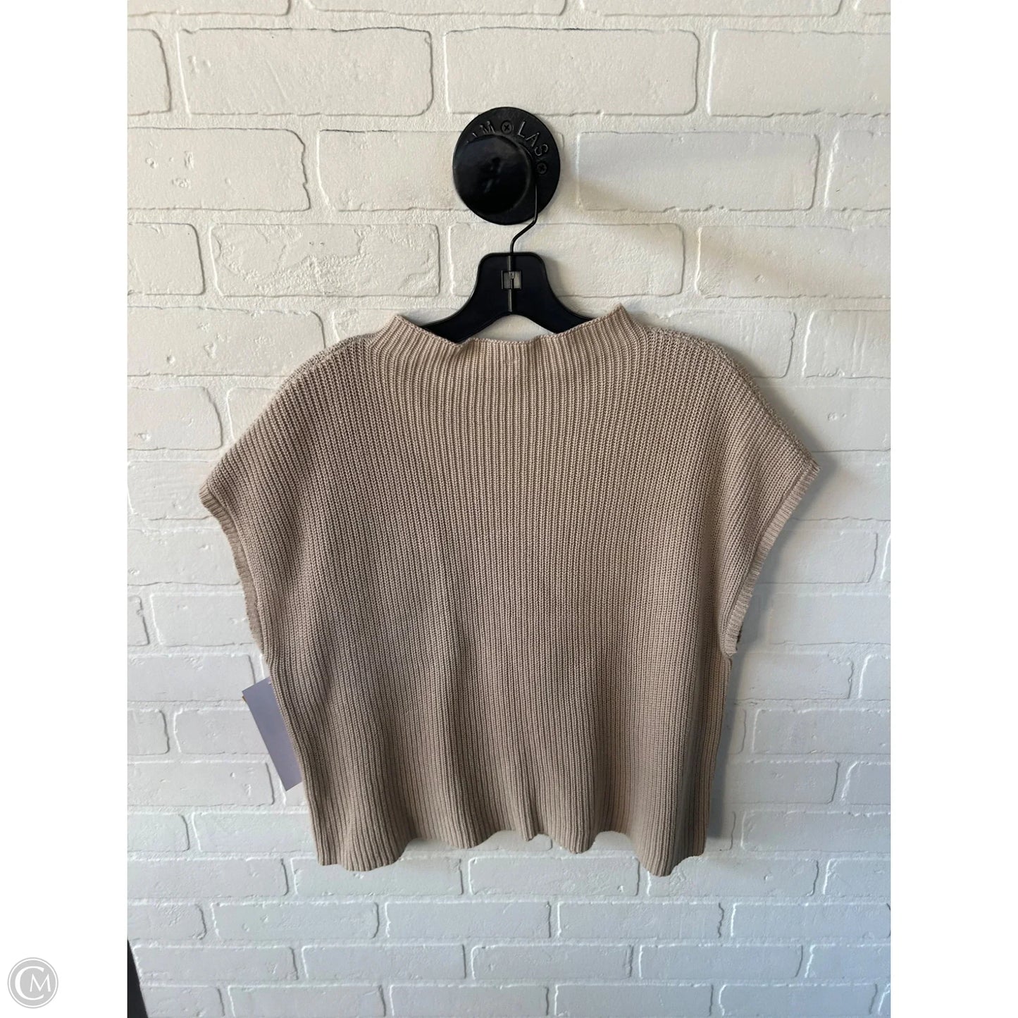 Vest Sweater By Clothes Mentor In Tan, Size: S