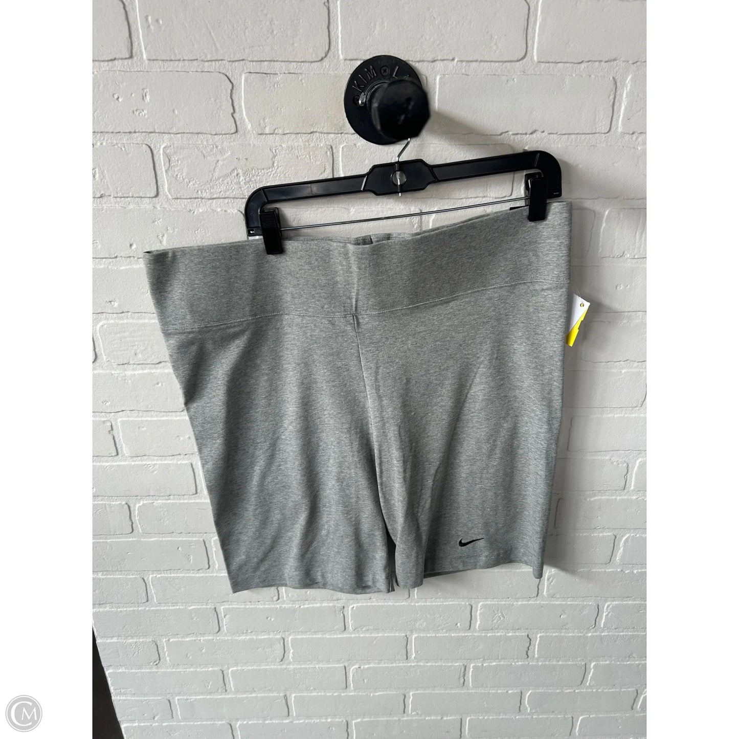 Athletic Shorts By Nike Apparel In Grey, Size: 20