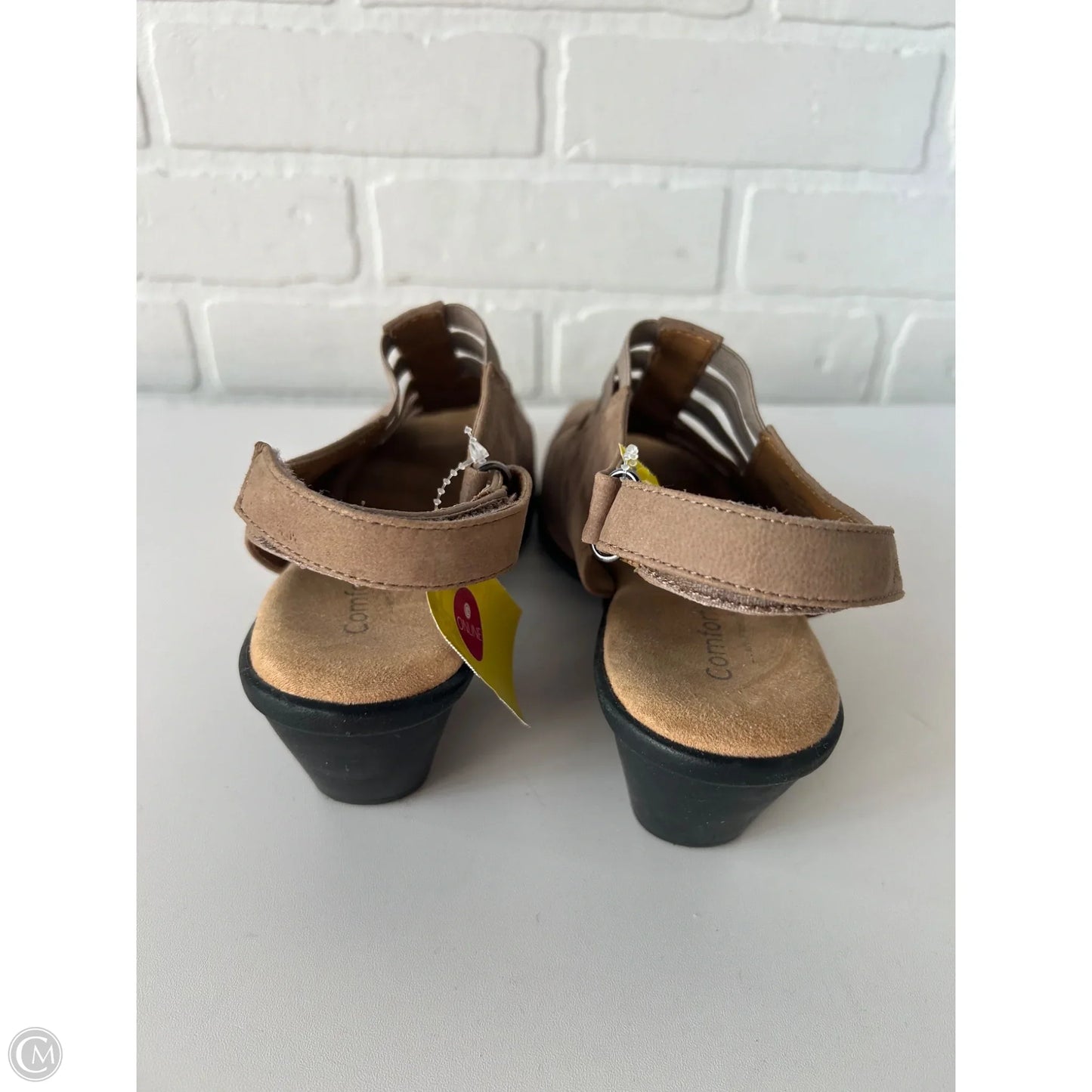 Shoes Heels Block By Comfortiva In Tan, Size: 8